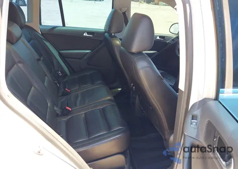 2017 Volkswagen Tiguan 2.0T Sport из США, поврежденный, VIN WVGTV7AX4HW507278